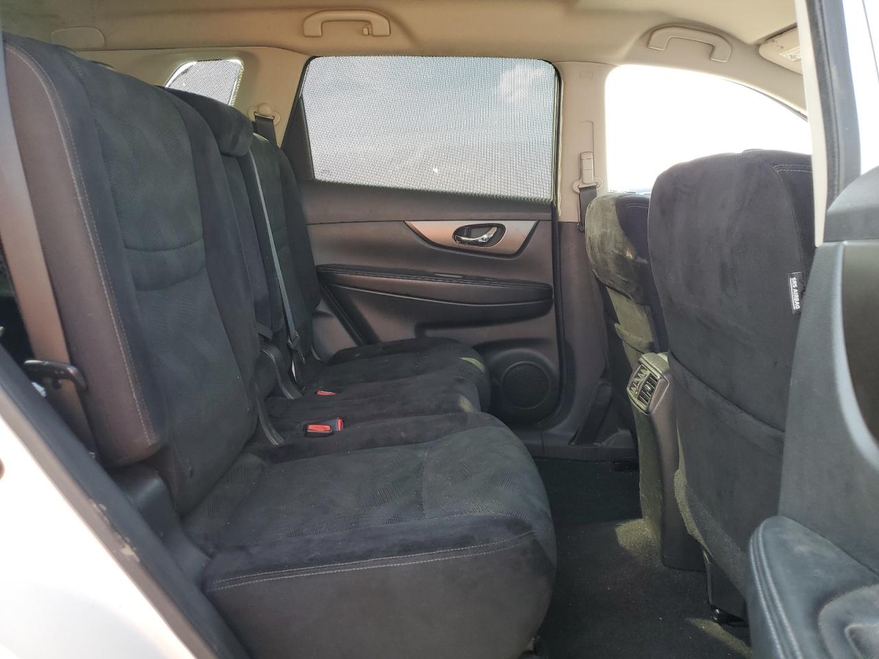 2014 Nissan Rogue - Image 12
