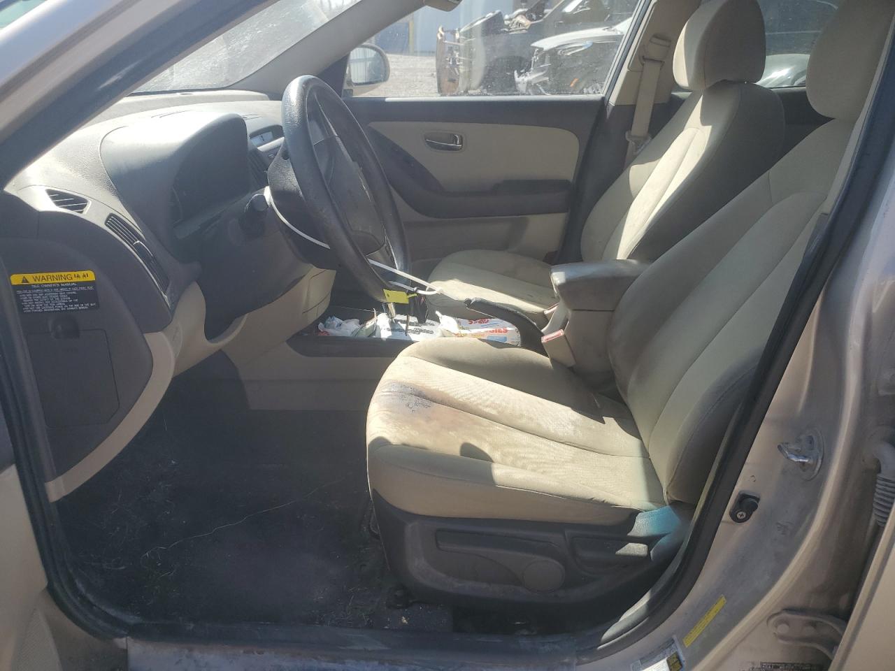 2010 Hyundai Elantra - Image 7