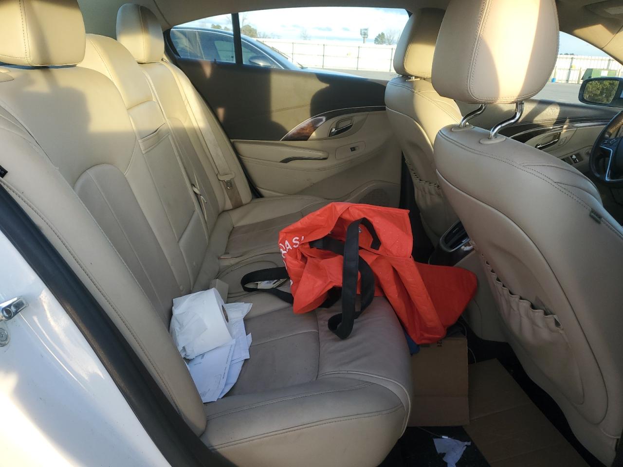 2015 Buick LaCrosse - Image 10