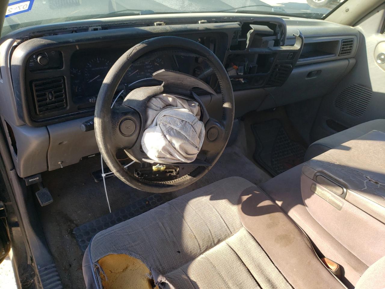 1996 Dodge RAM - Image 8
