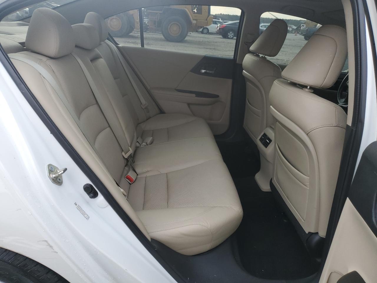 2014 Honda Accord - Image 10