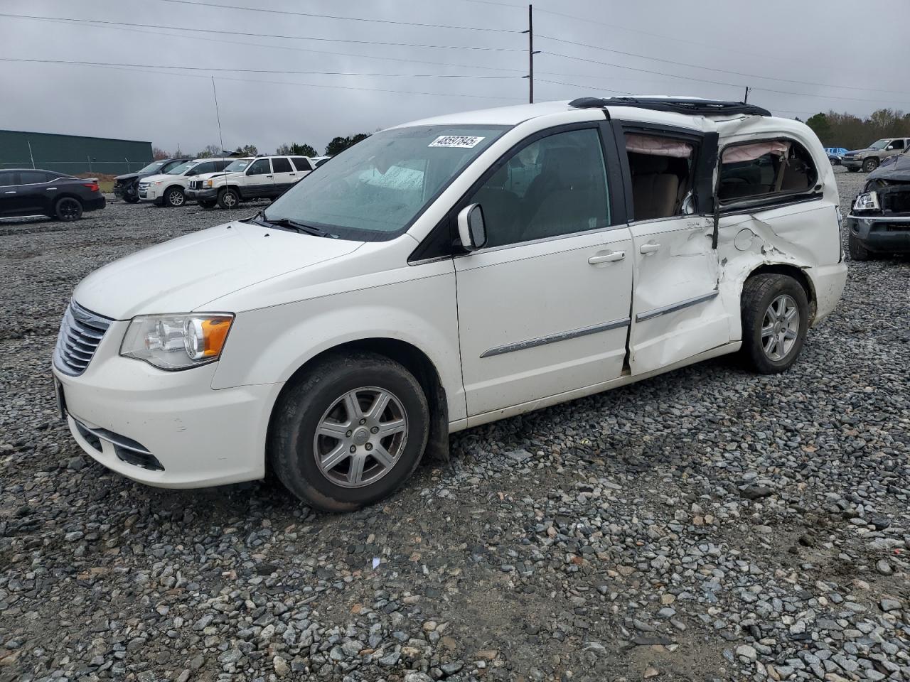 2012 Chrysler Town & Country Touring на продаже в Tifton, GA - Side