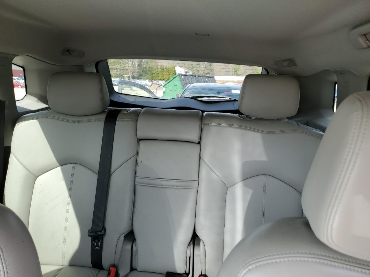 2015 Cadillac SRX - Image 10