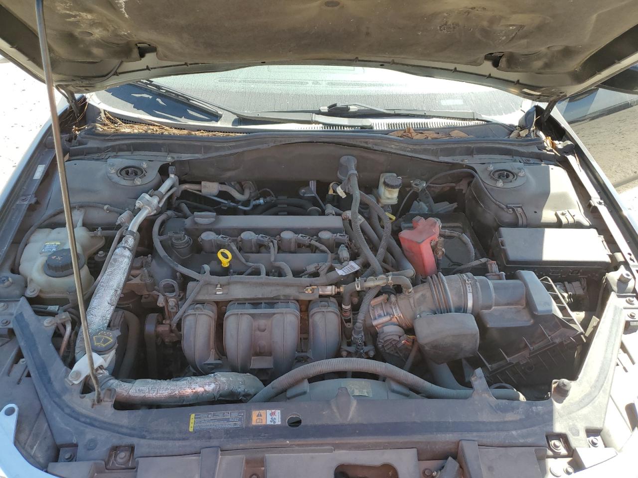 2010 Ford Fusion - Image 11
