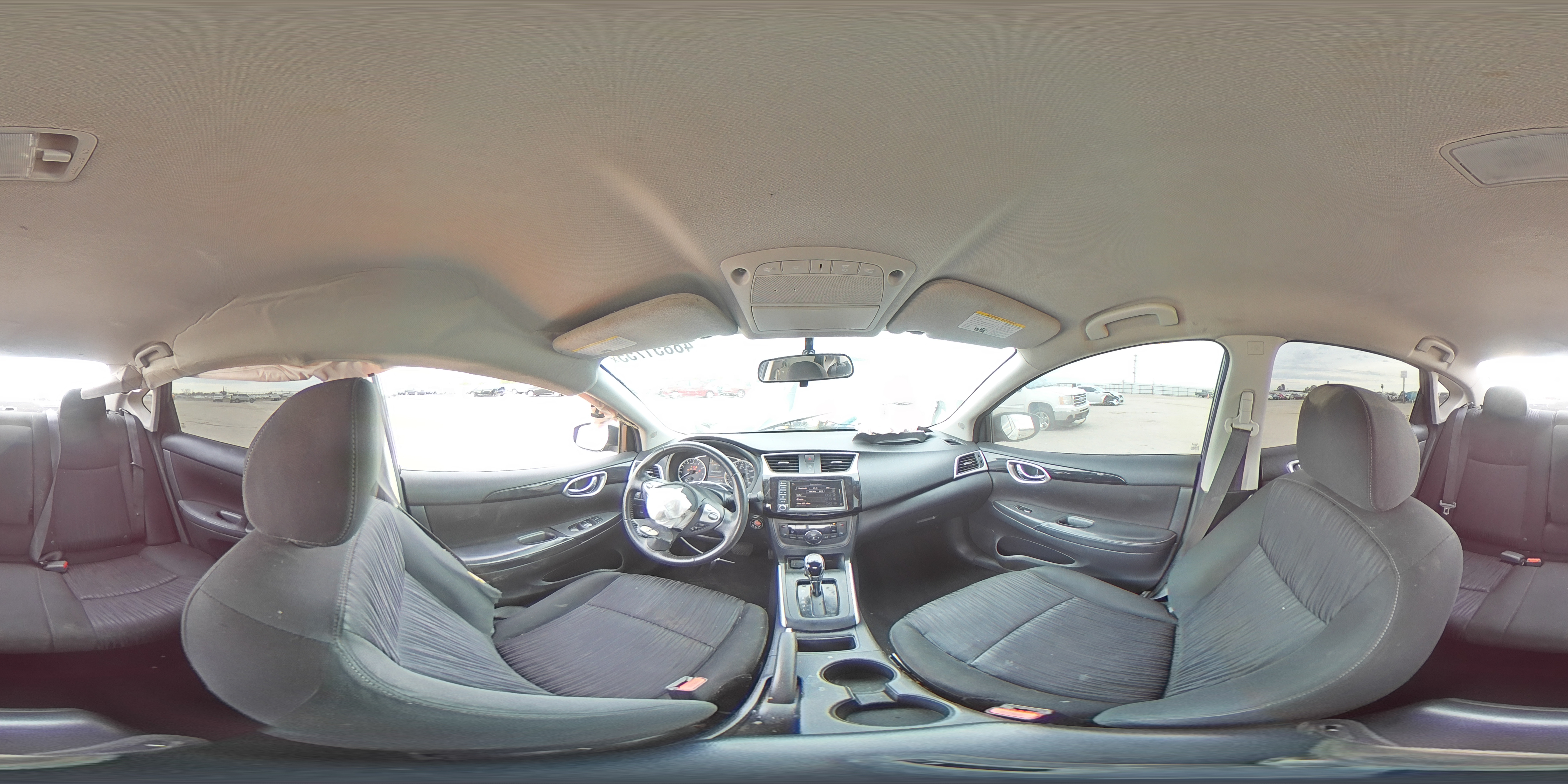 2019 Nissan Sentra - Image 12