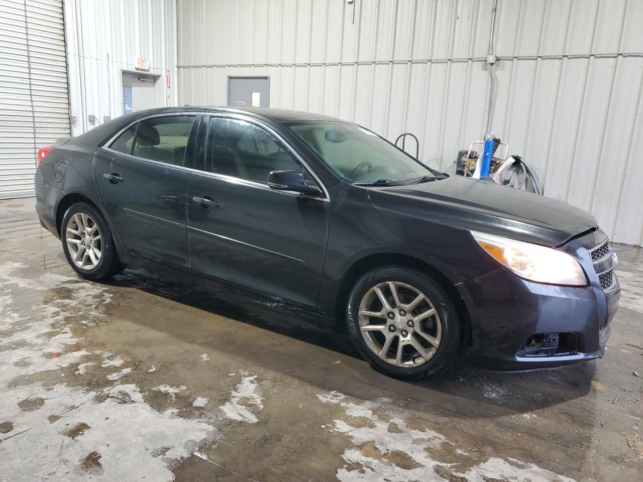 2013 Chevrolet Malibu - Image 4