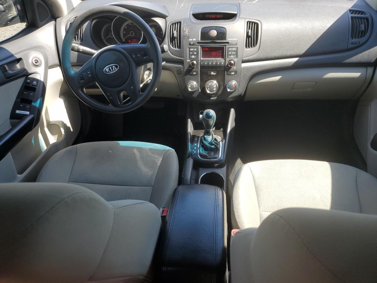 2012 Kia Forte - Image 8