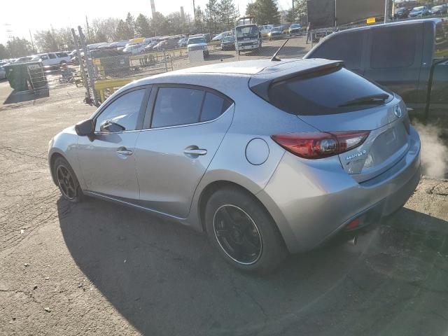 Hatchbacks MAZDA 3 2016 Srebrny