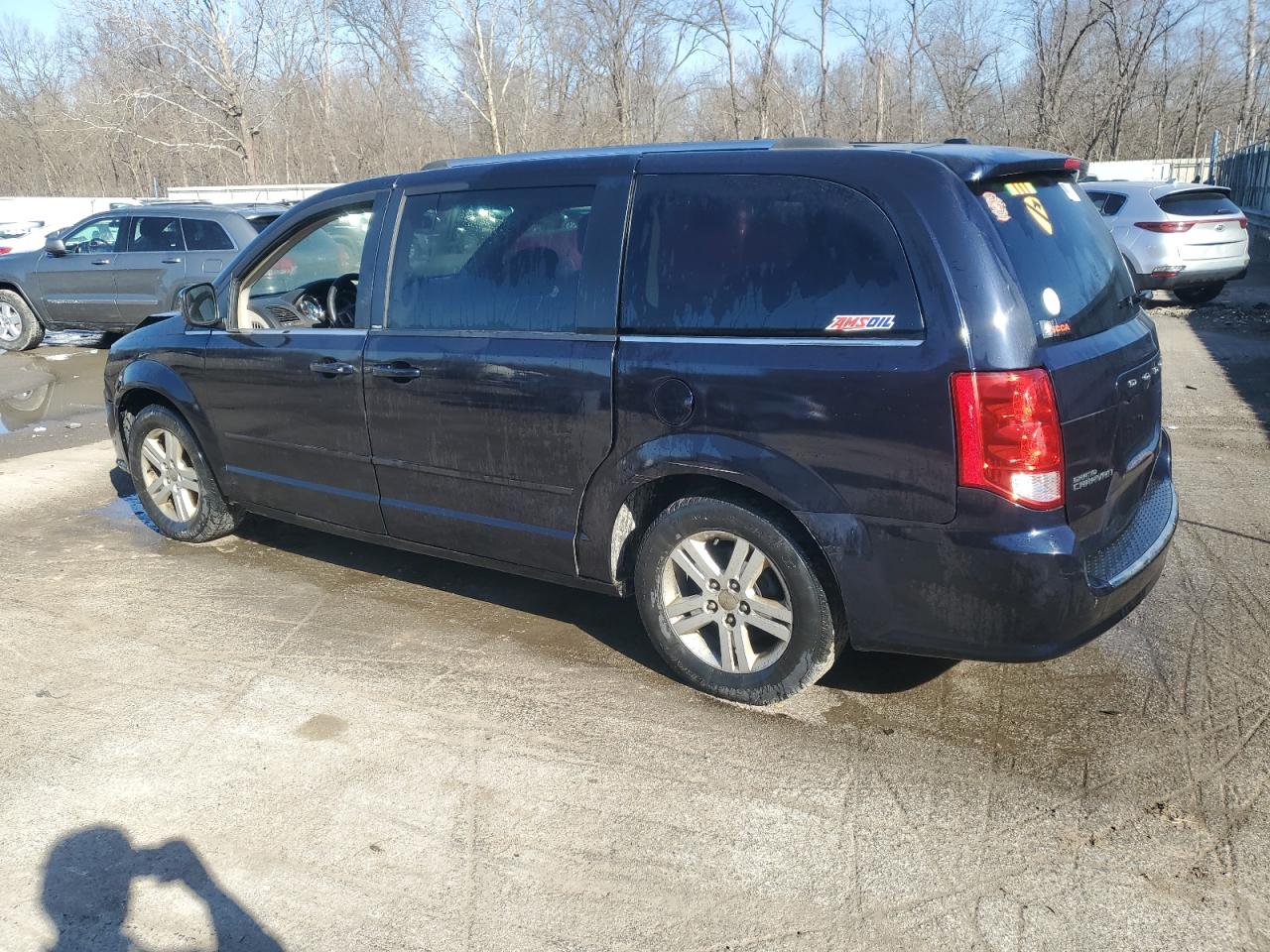 2011 Dodge Caravan - Image 2