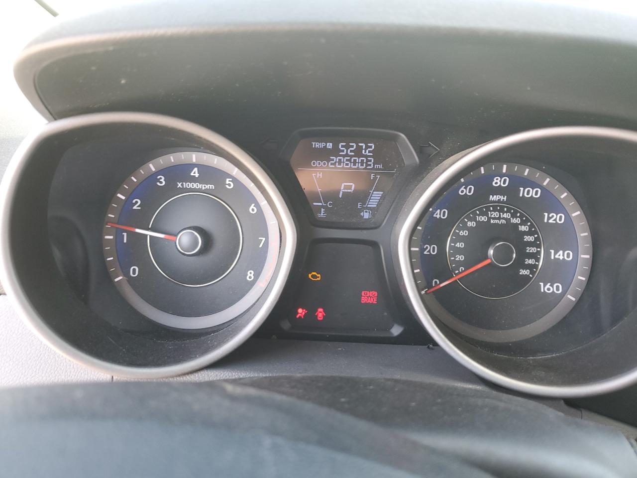 2012 Hyundai Elantra - Image 9
