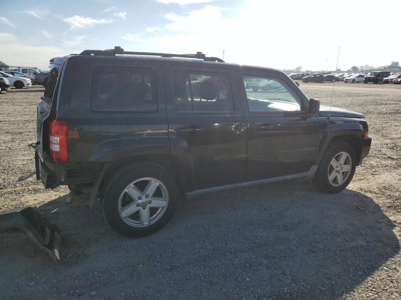 2010 Jeep Liberty (Patriot) - Image 3