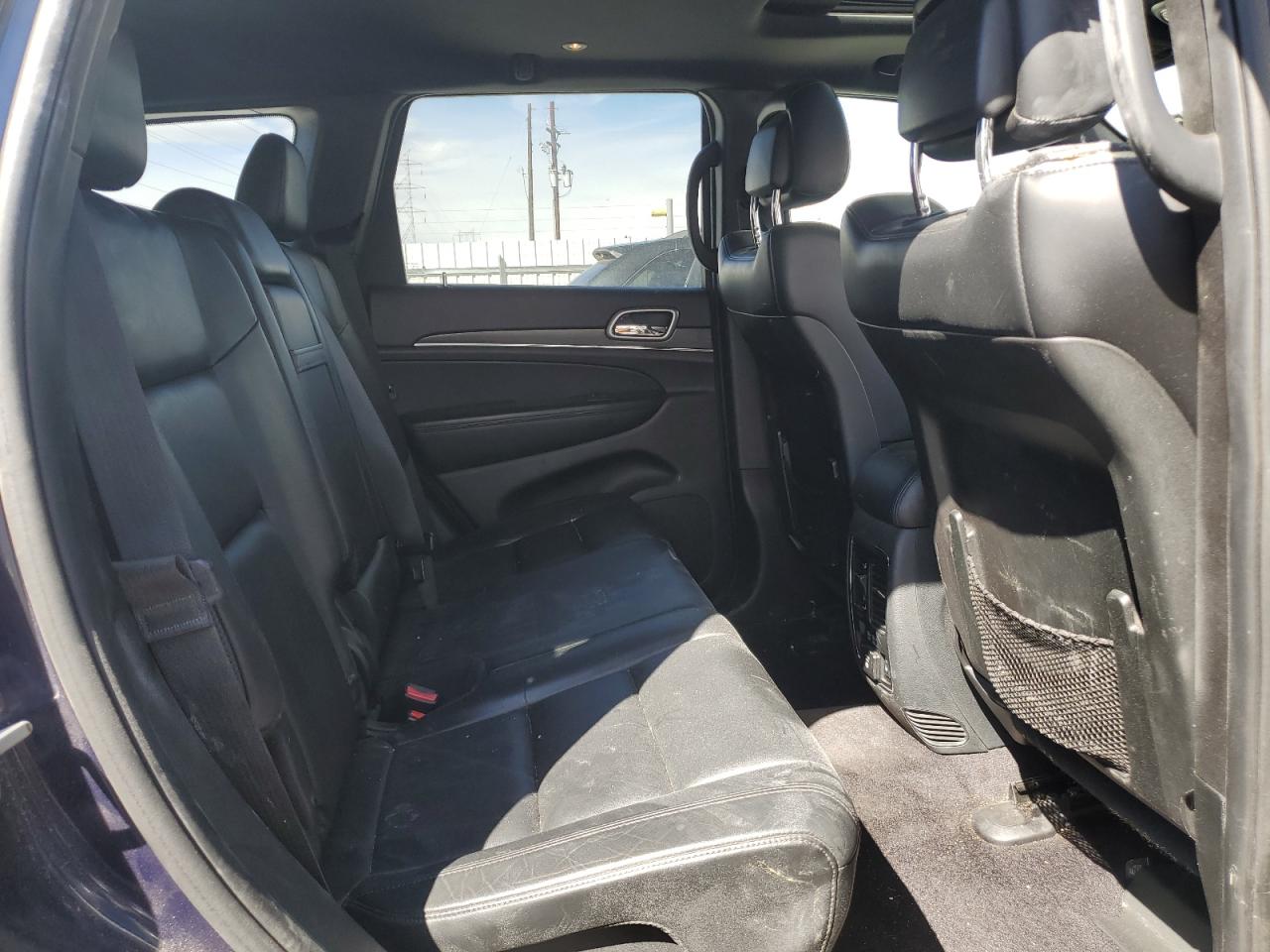 2018 Jeep Grand Cherokee - Image 12