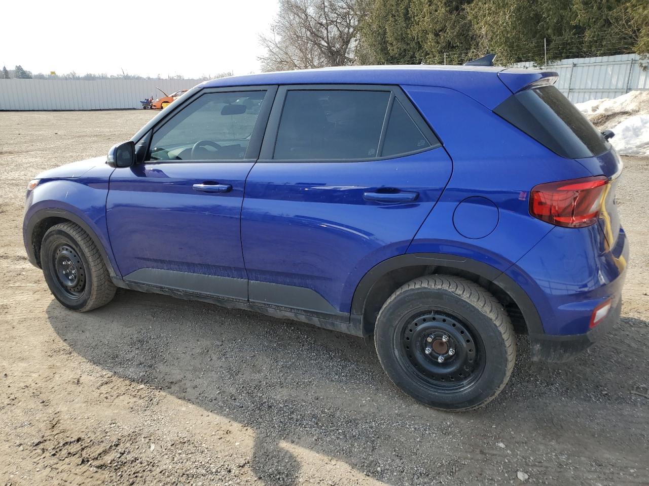 2021 Hyundai Venue - Image 2