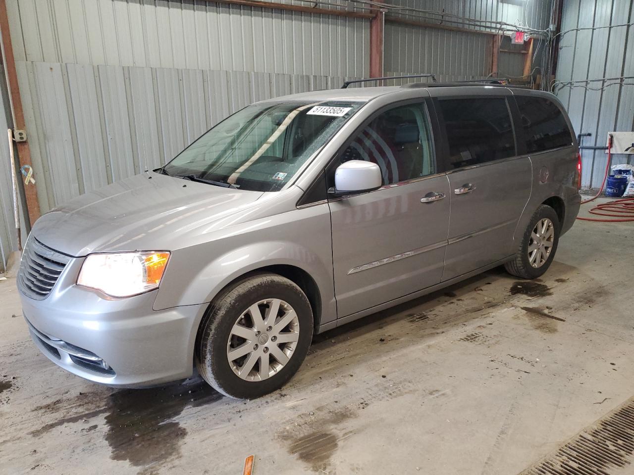 2016 Chrysler Town & Country Touring იყიდება West Mifflin-ში, PA - Rear End