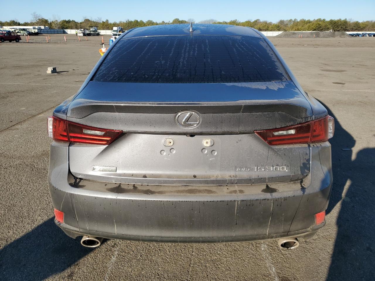 2016 Lexus IS - Image 6