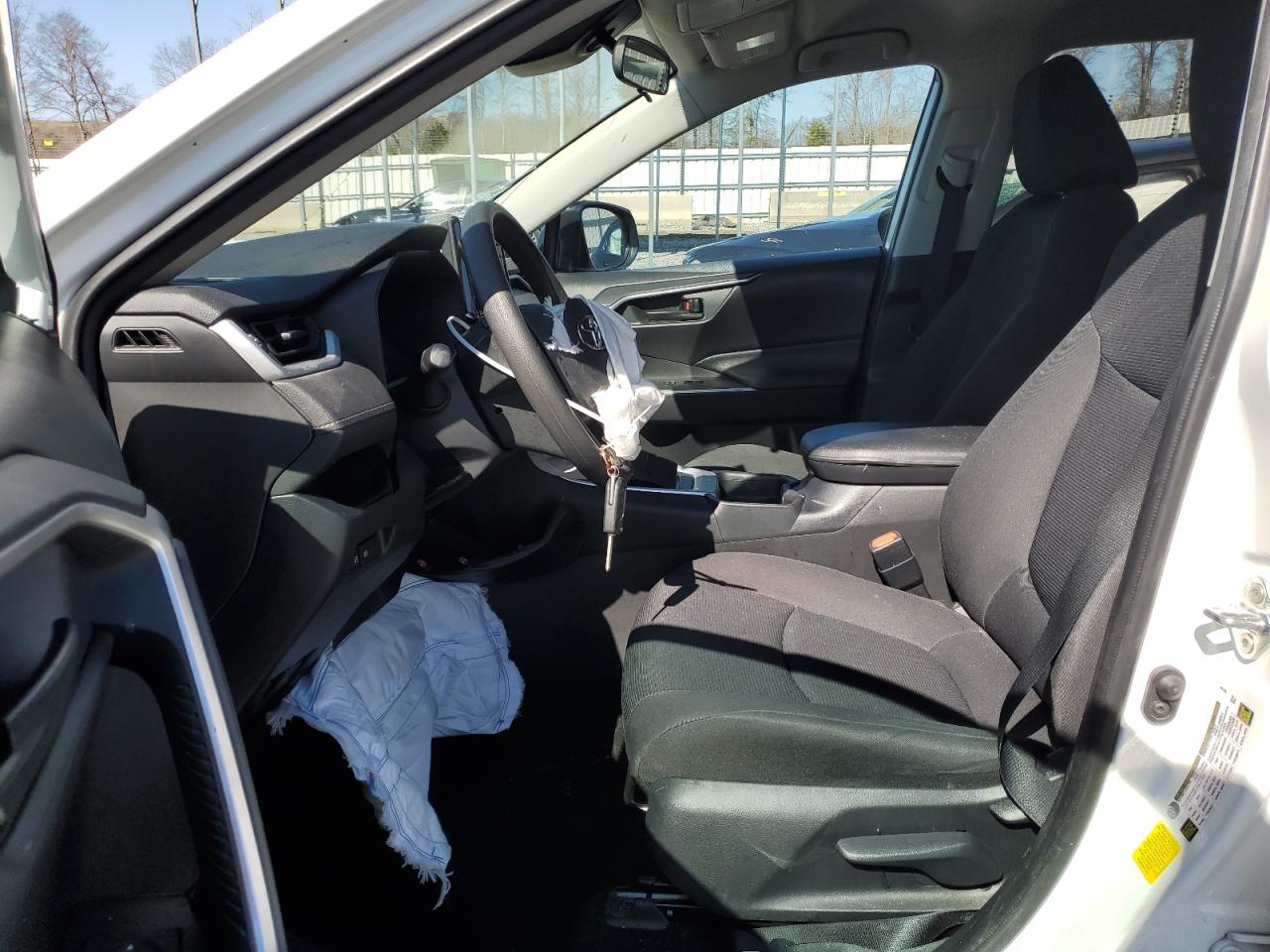 2020 Toyota RAV 4 - Image 7