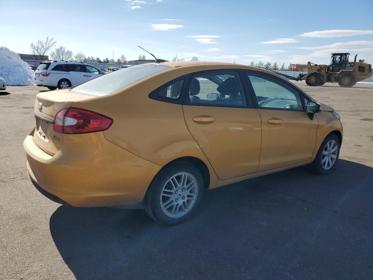 2012 Ford Fiesta - Image 3