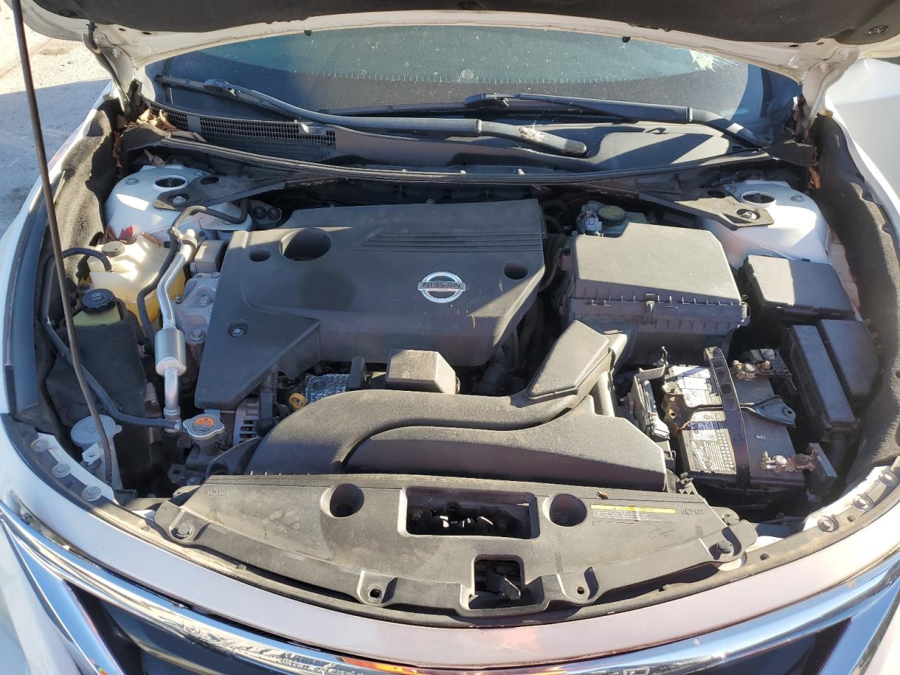 2015 Nissan Altima - Image 12