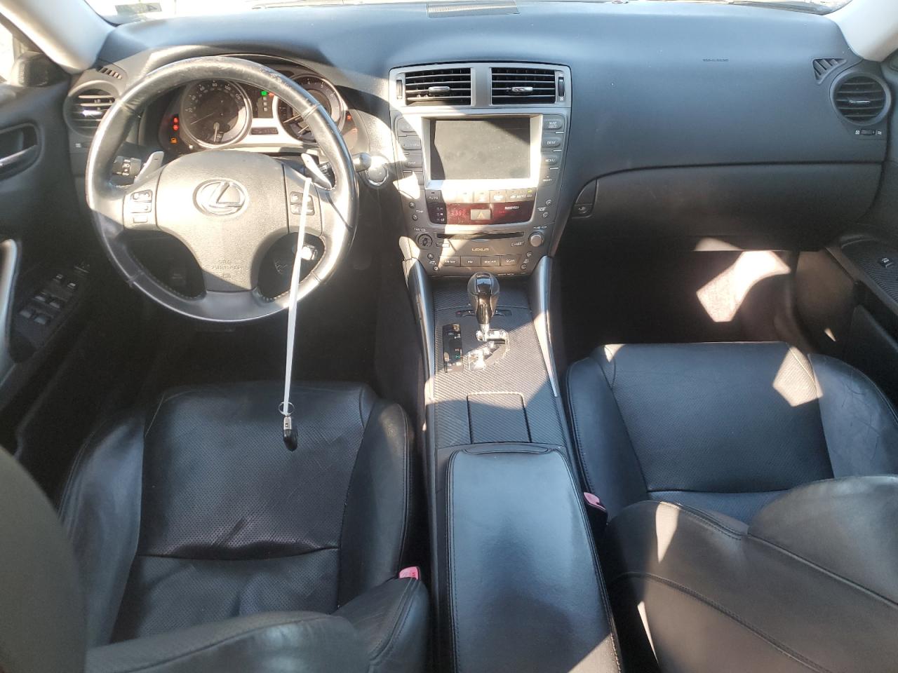 2007 Lexus IS - Image 8