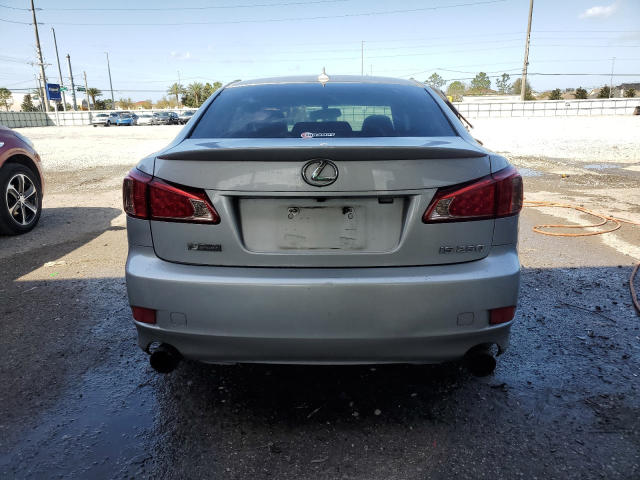 2011 Lexus IS - Image 6