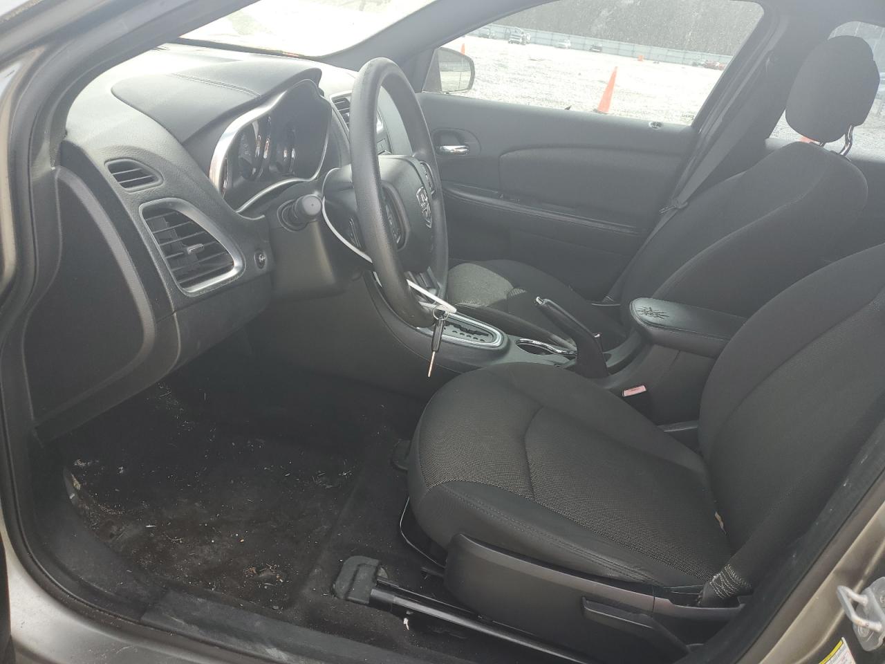 2013 Dodge Avenger - Image 7