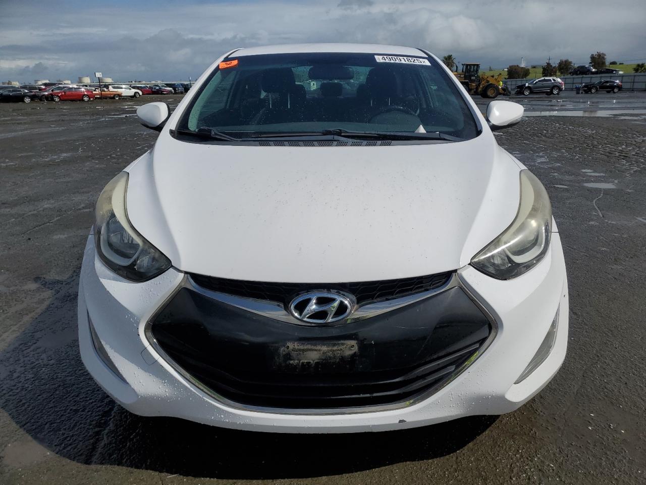 2014 Hyundai Elantra - Image 5