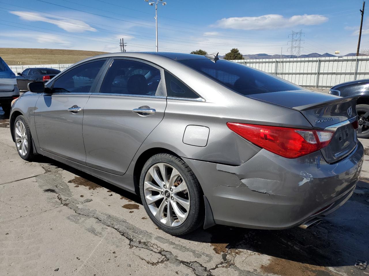 2012 Hyundai Sonata - Image 2