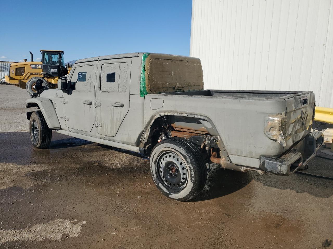2021 Jeep Gladiator - Image 2