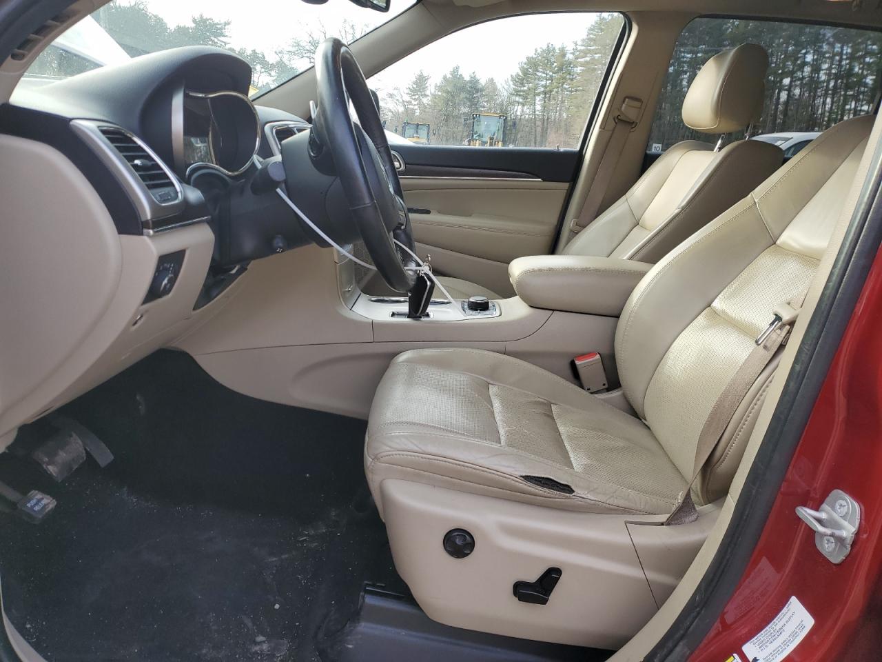 2014 Jeep Grand Cherokee - Image 7