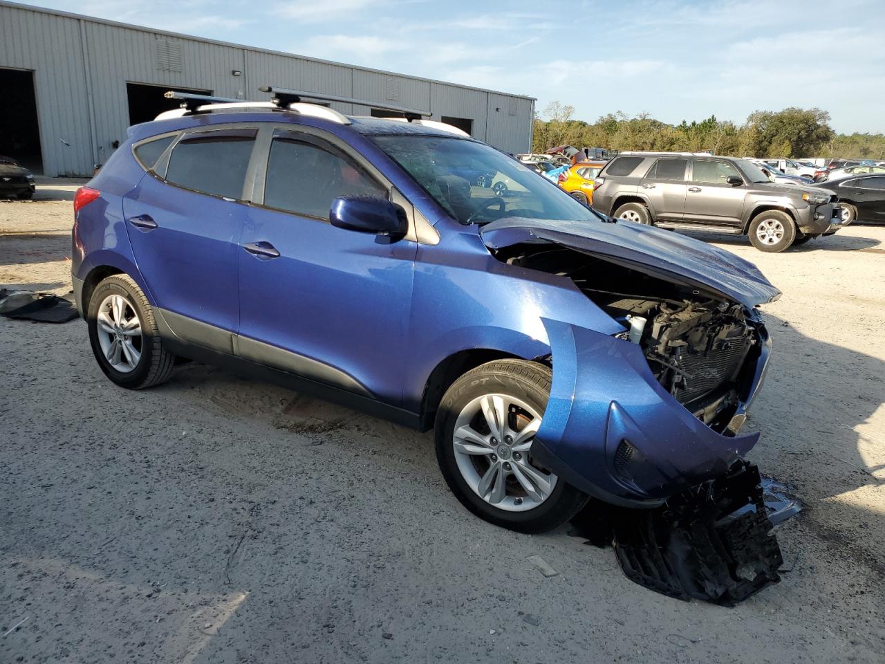 2010 Hyundai Tucson - Image 4