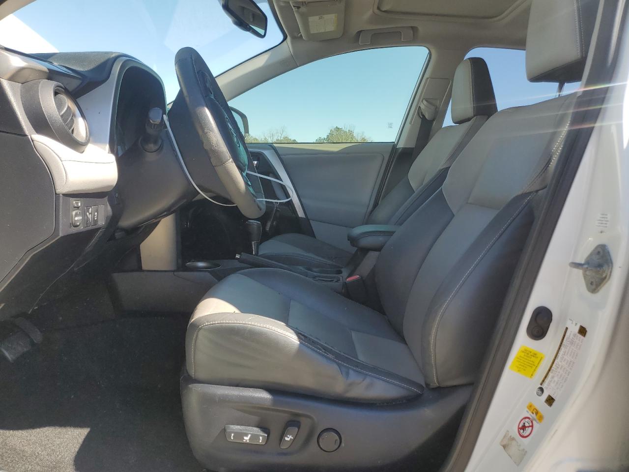 2013 Toyota RAV 4 - Image 7
