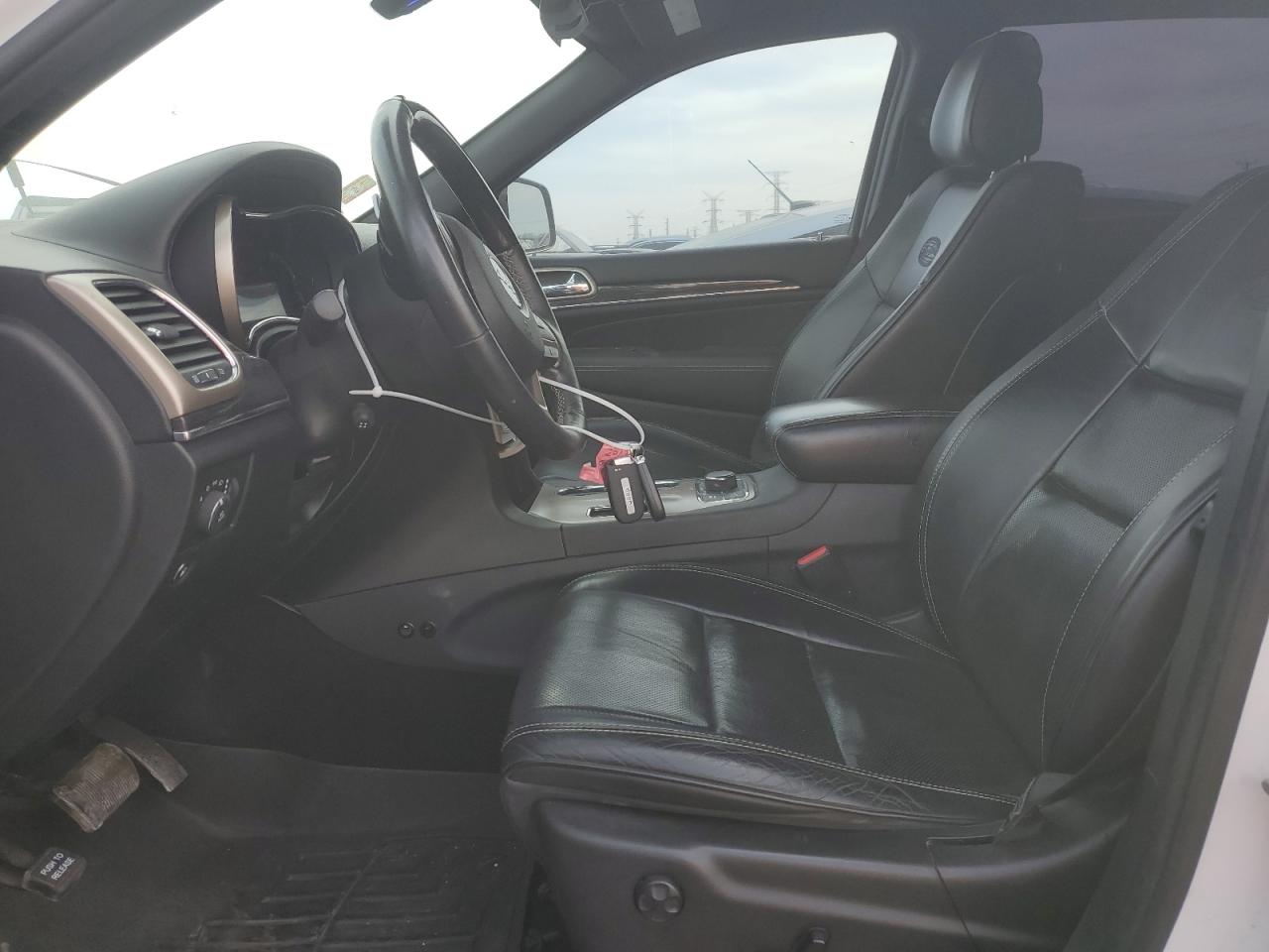 2014 Jeep Grand Cherokee - Image 7