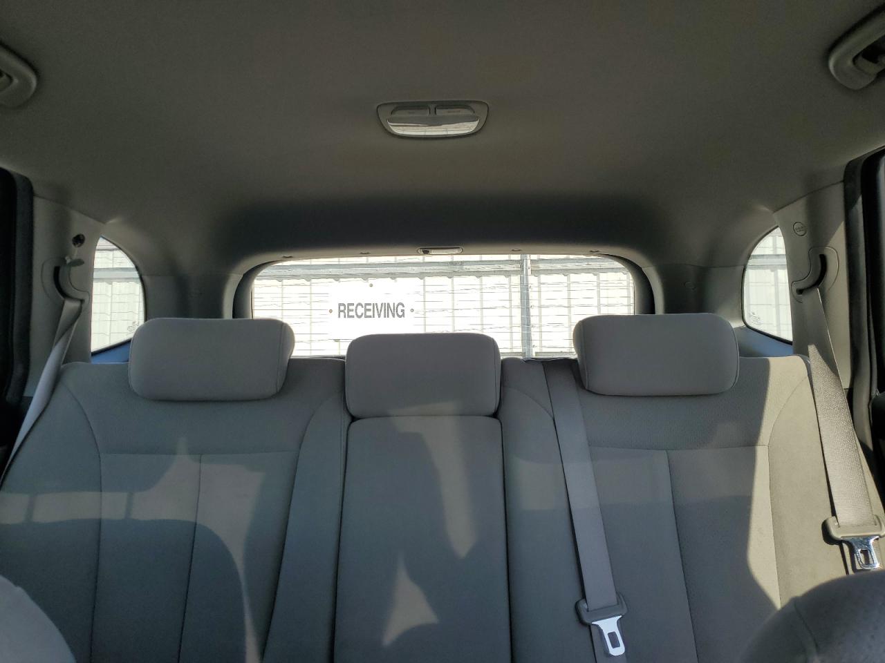 2009 Hyundai Santa Fe - Image 10