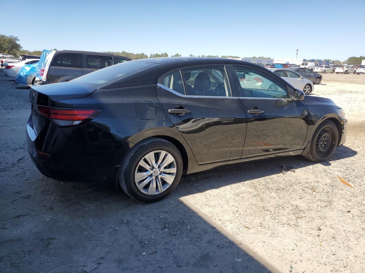 2024 Nissan Sentra - Image 3