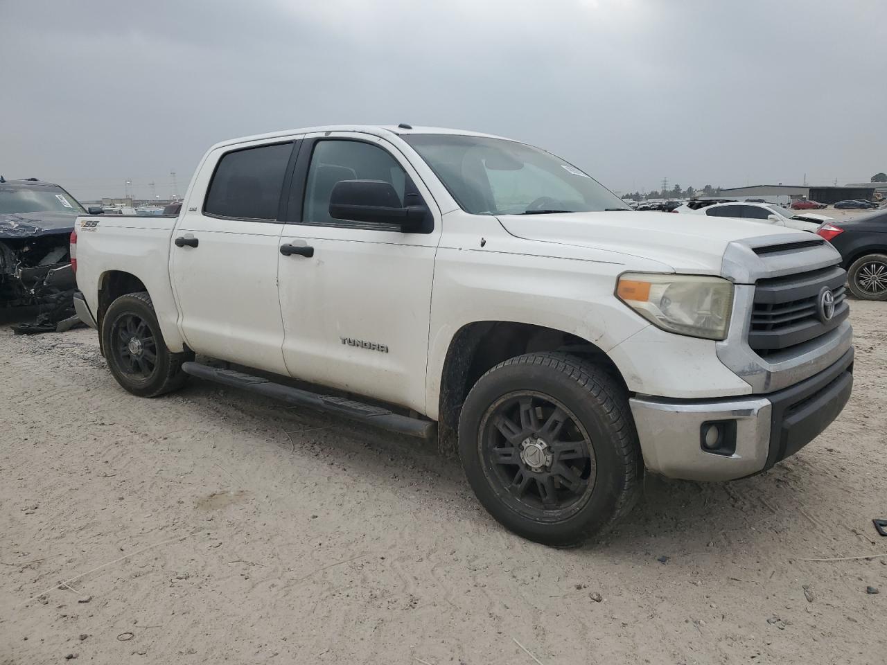 2014 Toyota Tundra - Image 4