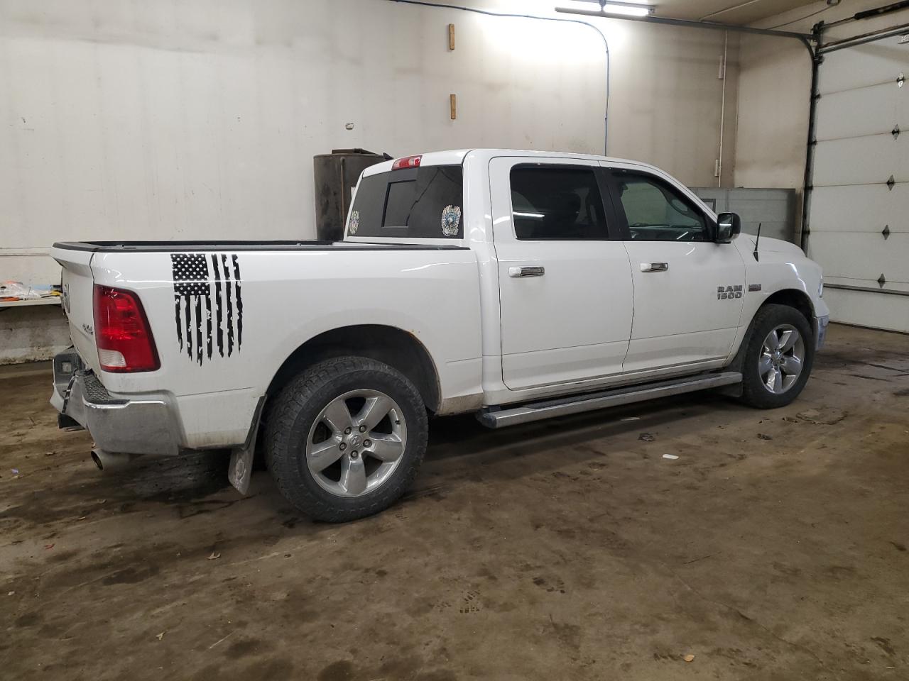 2015 RAM 1500 - Image 3