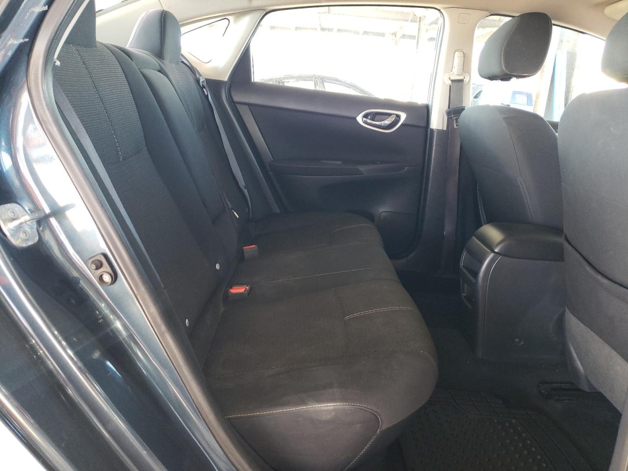 2014 Nissan Sentra - Image 10