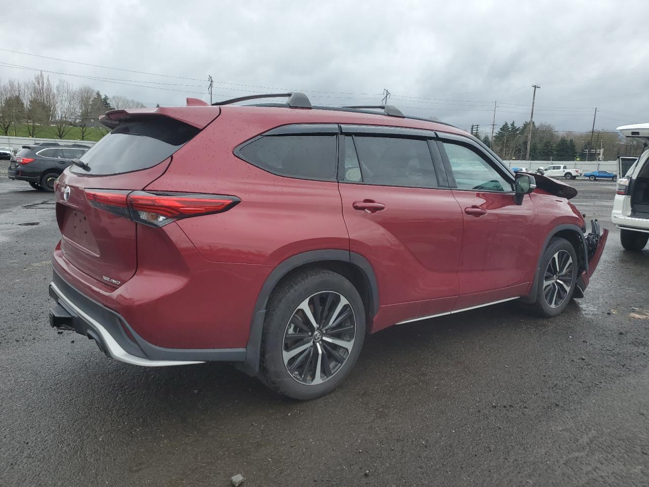 2021 Toyota Highlander - Image 3