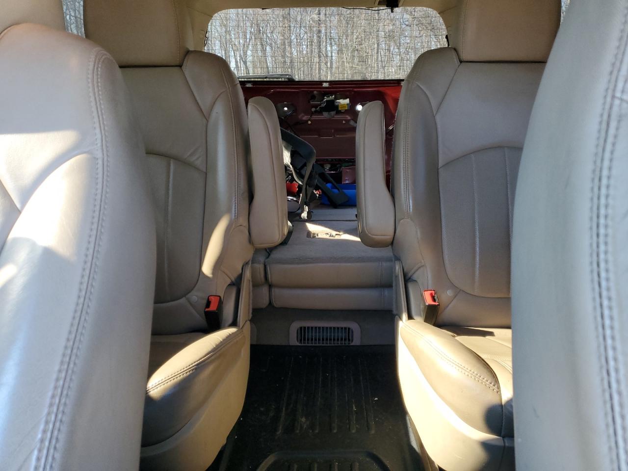 2012 GMC Acadia - Image 10