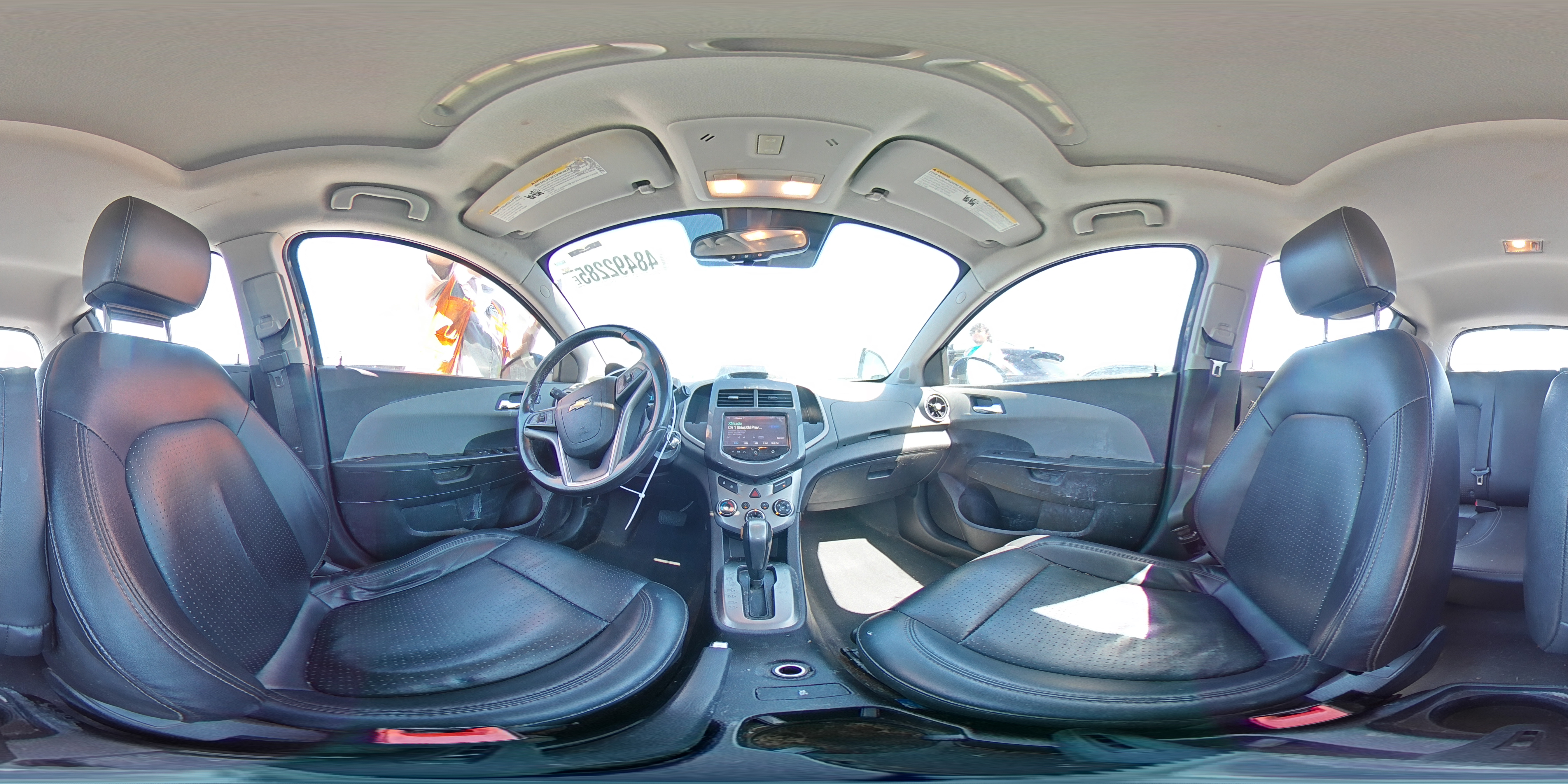 2014 Chevrolet Sonic - Image 13