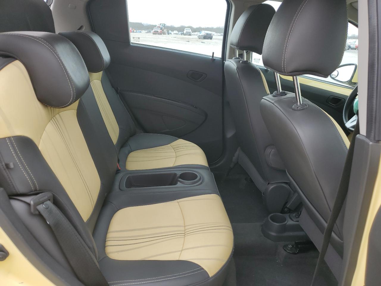 2014 Chevrolet Spark - Image 11