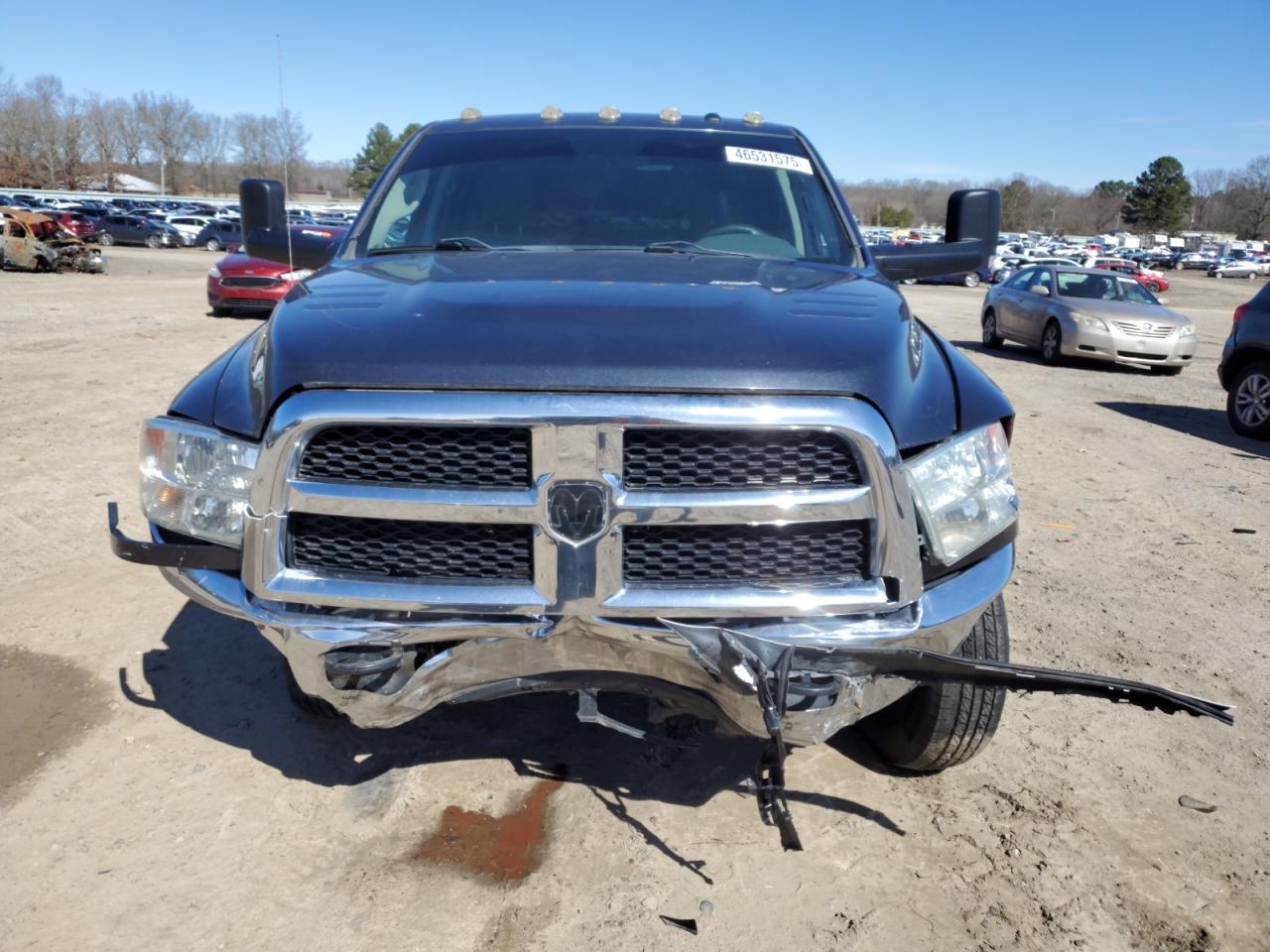 2016 RAM 3500 - Image 5