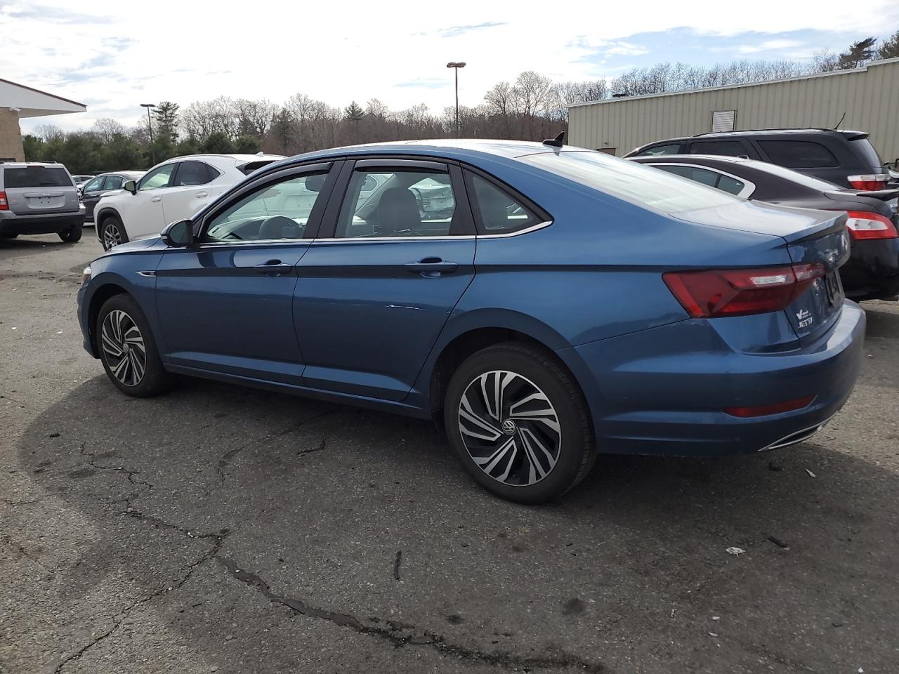 2020 Volkswagen Jetta - Image 2