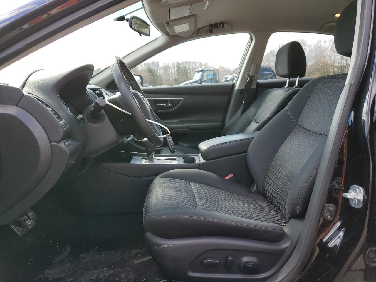 2016 Nissan Altima - Image 7