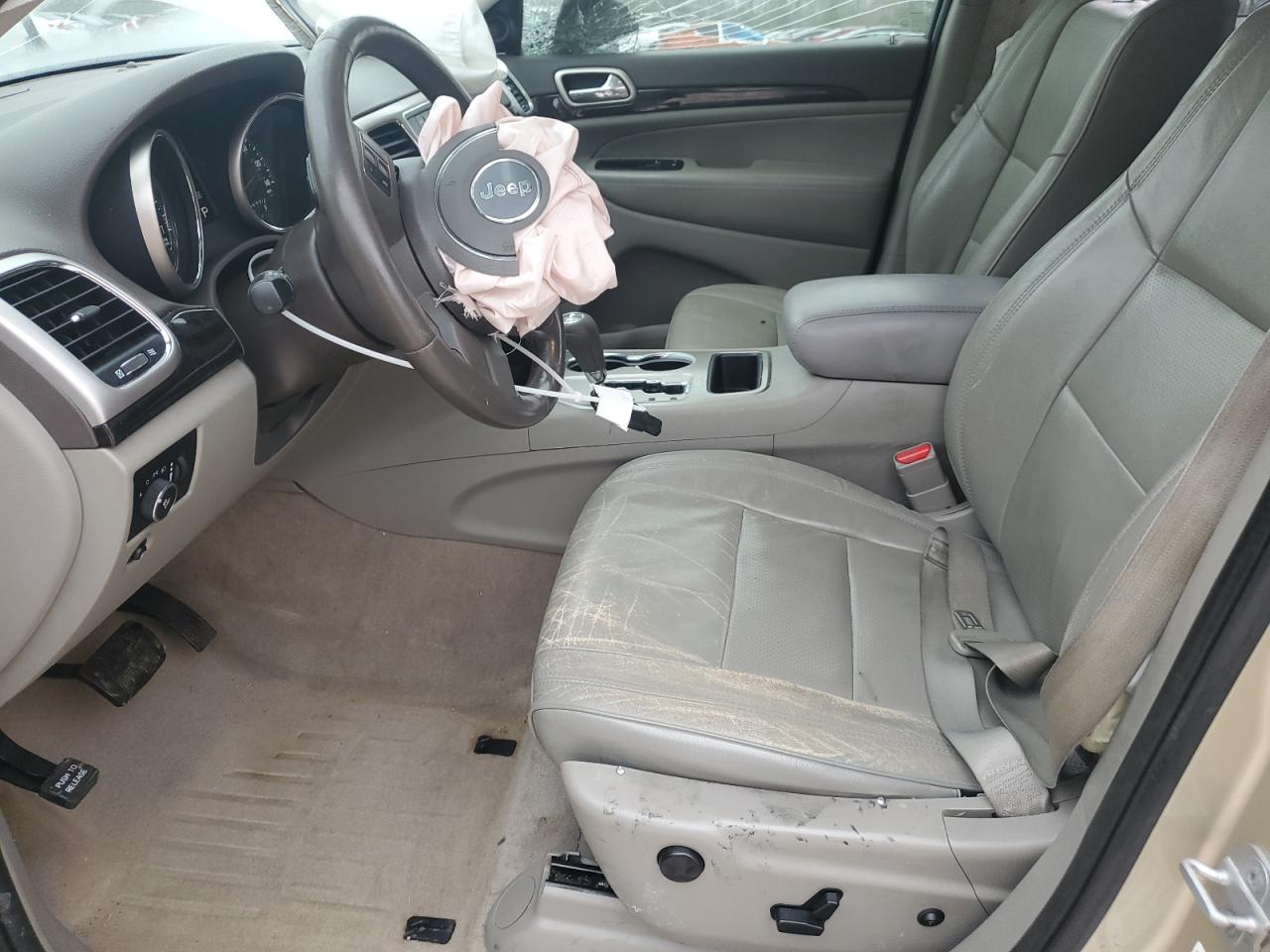 2012 Jeep Grand Cherokee - Image 7