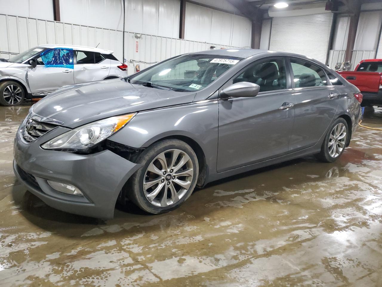 2013 Hyundai Sonata - Image 1