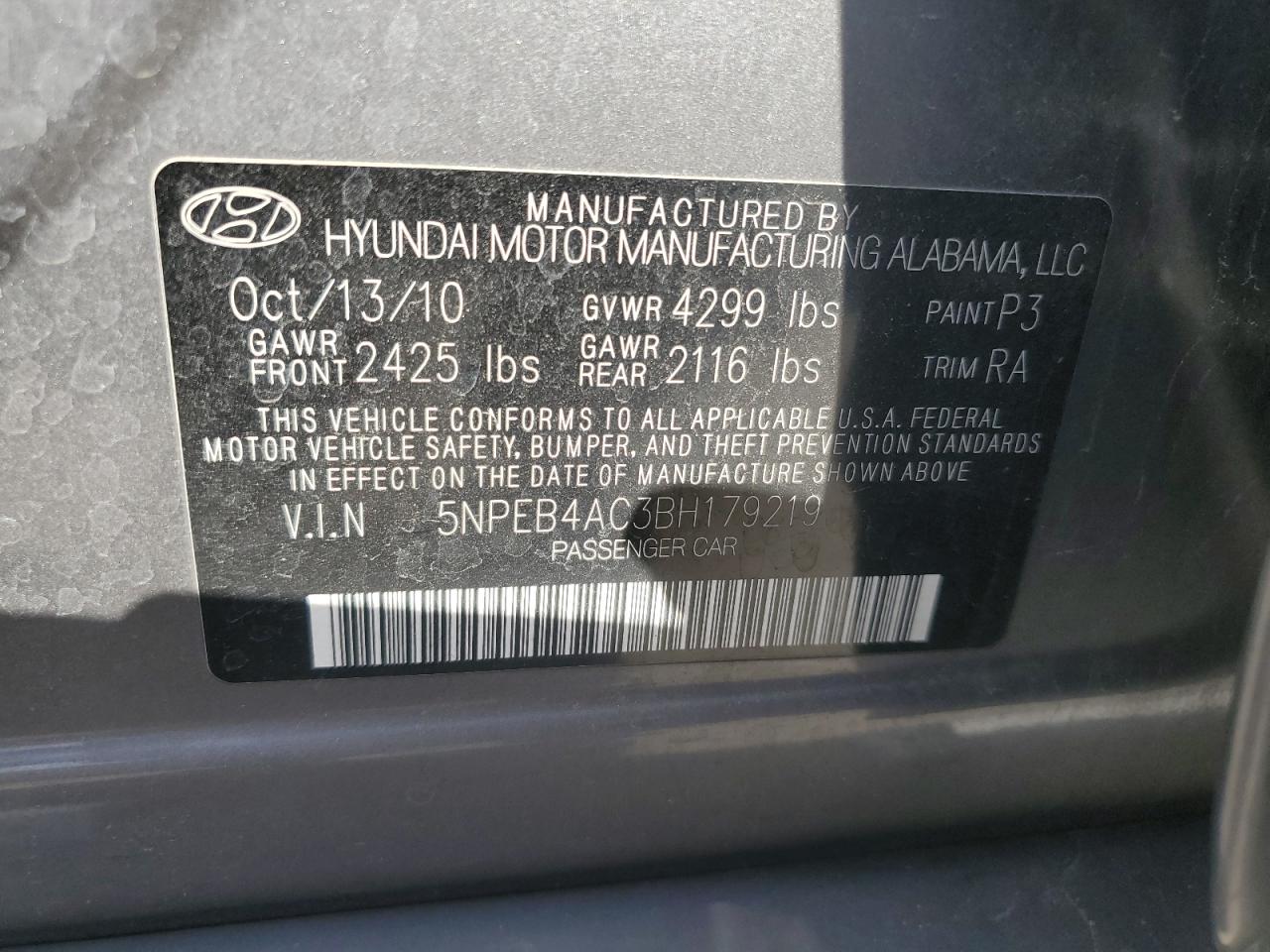 2011 Hyundai Sonata - Image 12