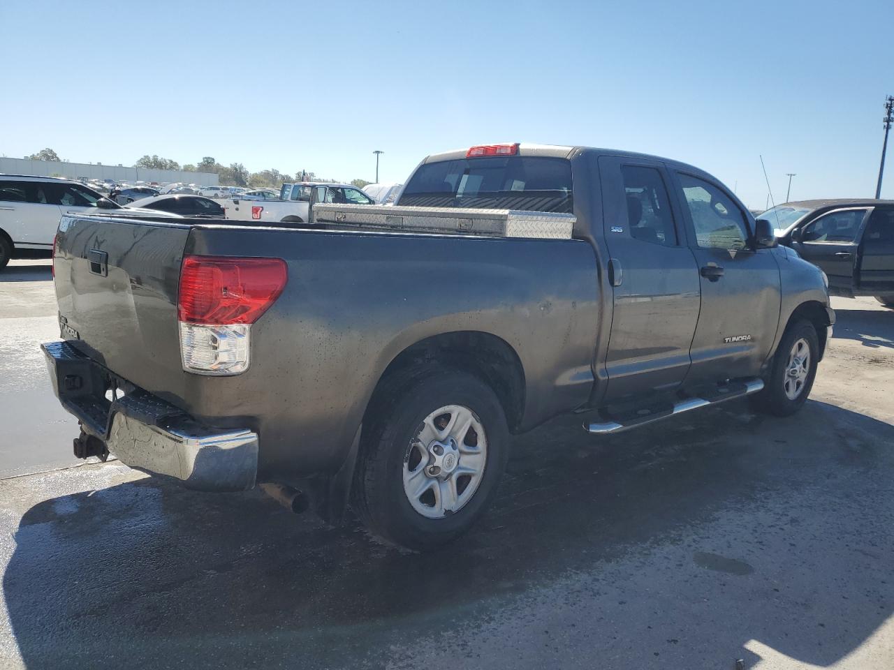 2010 Toyota Tundra - Image 3