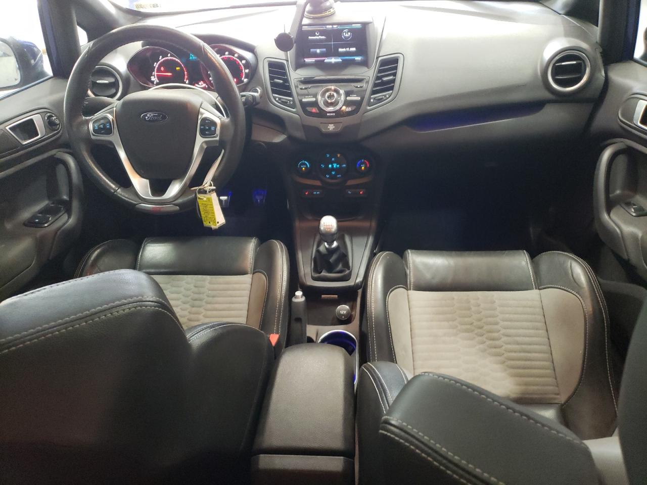 2015 Ford Fiesta - Image 8