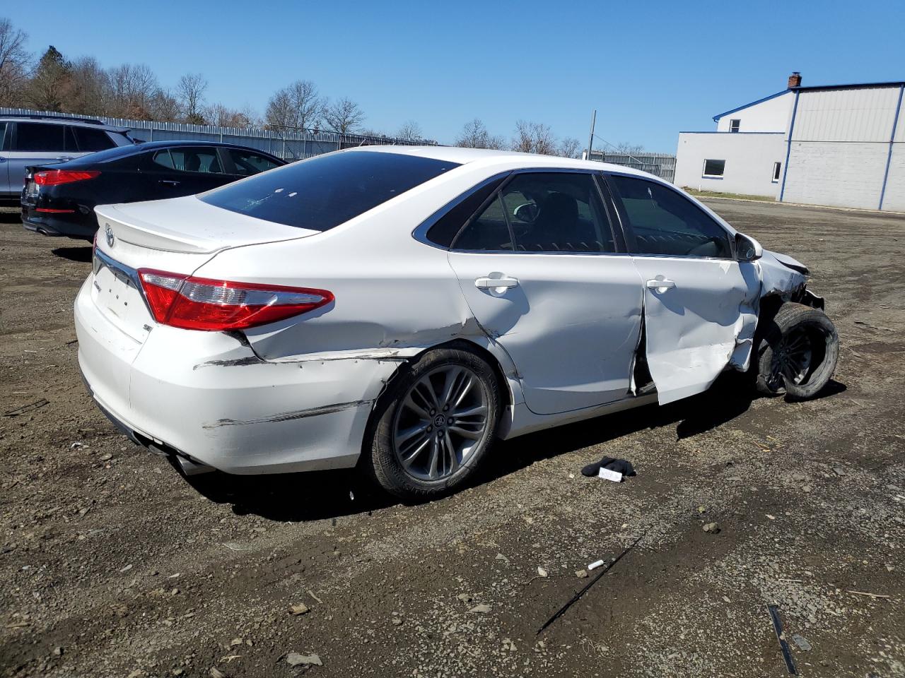 2015 Toyota Camry - Image 3